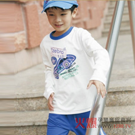 �옷���Rͯ�b�M�@��ͯ�L(f��ng)��