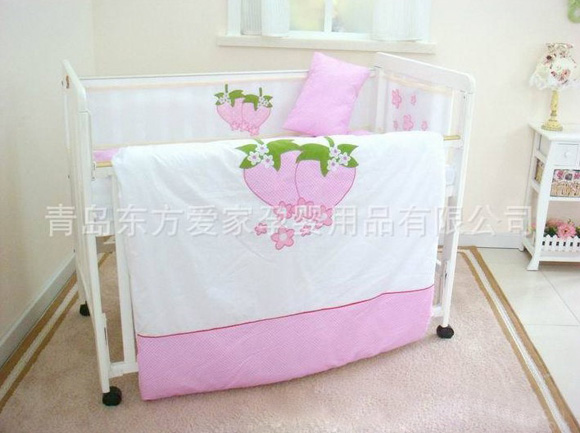 哈尼寶貝兒童被四件套草莓