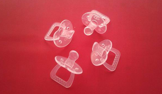 鑫恩成透明硅膠安撫奶嘴