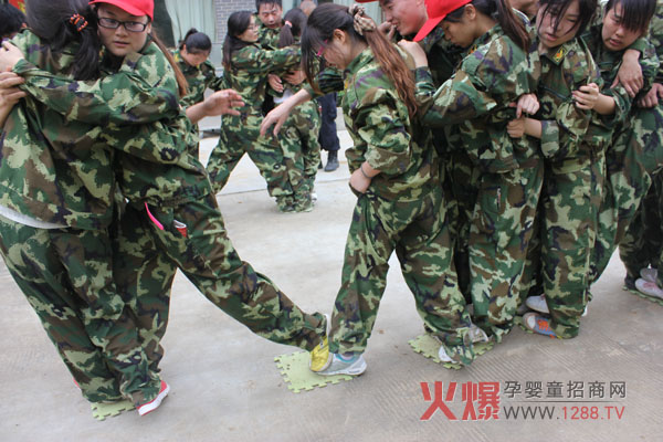 ���l(f��)���X������ֱǰ