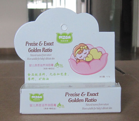 拇指姑娘嬰兒燕麥滋養(yǎng)潤唇膏