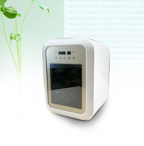 咪樂(lè)爾UVC紫外線加烘干消毒器.jpg 咪樂(lè)爾UVC紫外線加烘干消毒器.jpg