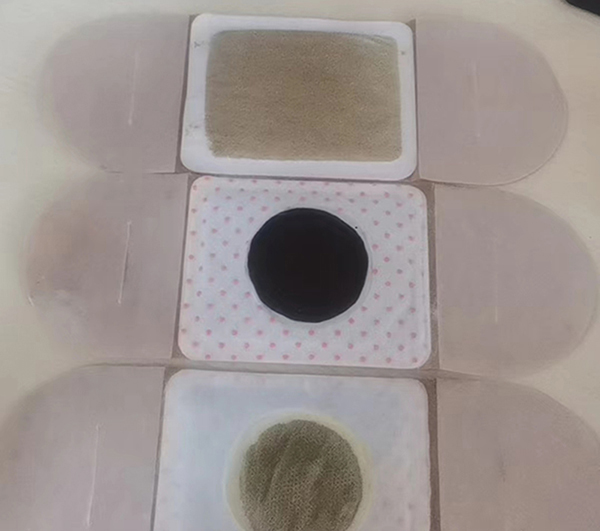 穴位貼.jpg 穴位貼.jpg