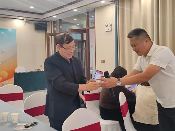 美國韋達(dá)普VIP客戶終端賦能會暨山東棗莊線下沙龍會6.jpg 美國韋達(dá)普VIP客戶終端賦能會暨山東棗莊線下沙龍會6.jpg