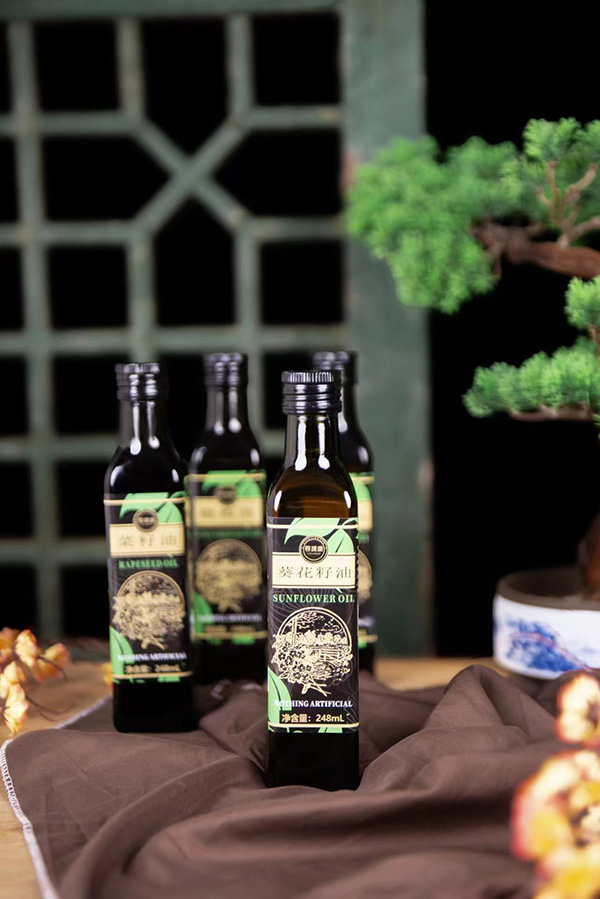 嬰捷康葵花籽油.jpg 嬰捷康葵花籽油.jpg