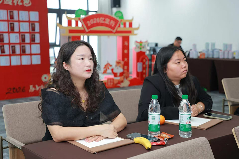 ������С������Ʒ���Е�����վ (6).jpg