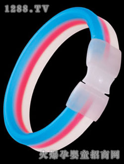 ���������C��ɫ