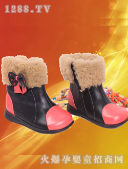 �𶹶��t��ɫѥ��