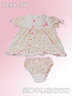 安嬰寶粉紅嬰兒套裙