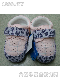 ���ȷ�ɫ���c�냺Ь