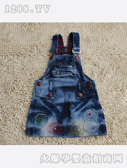 UND18�ļ�ͯѝWD3055