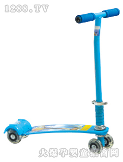 愛(ài)嬰寶滑板車06