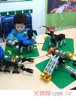 樂高挖掘機積木玩具